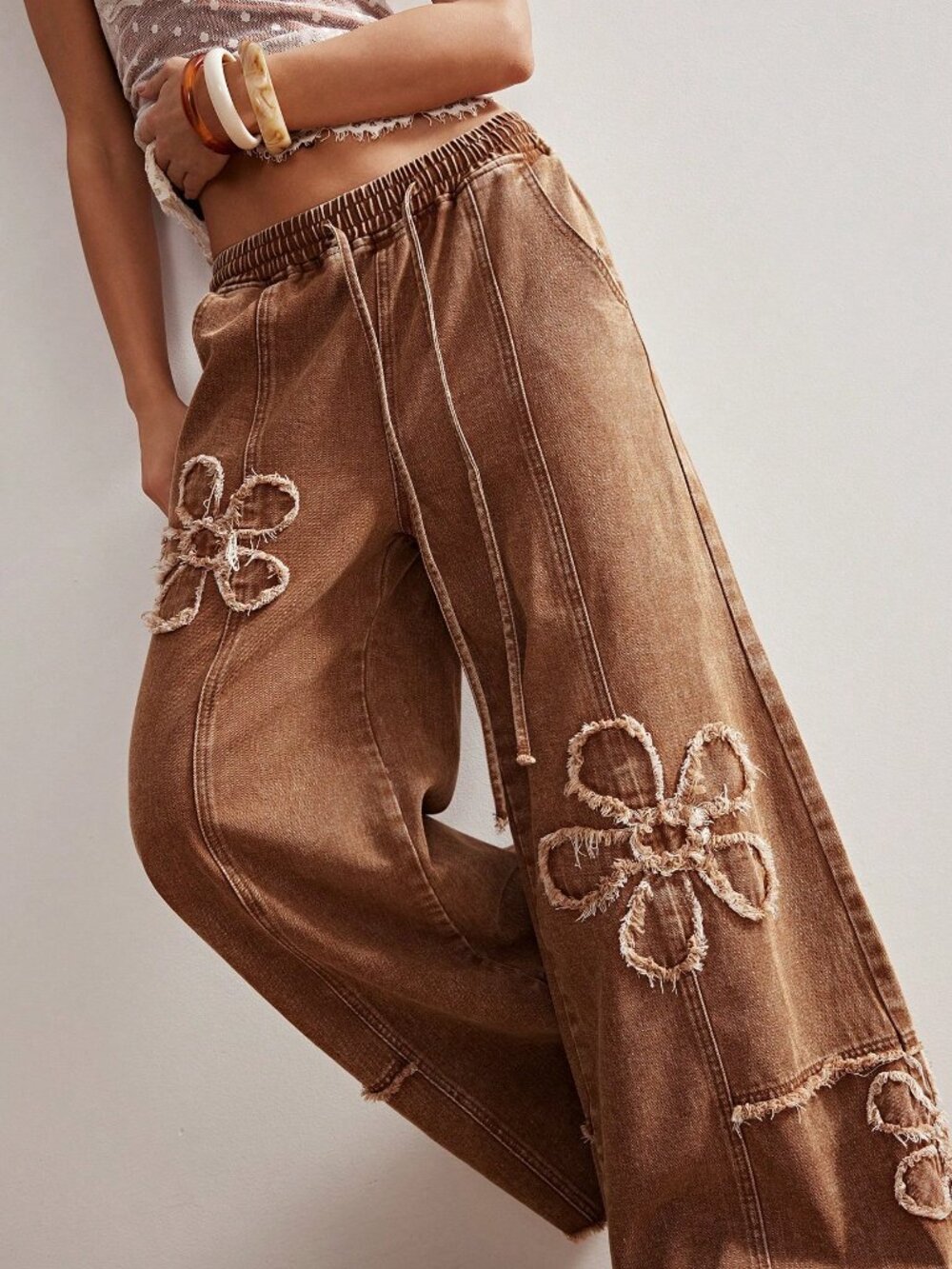 Brown Casual Women's Wide Leg Pants With Plant Patches And Pockets - Picture 5 of 9